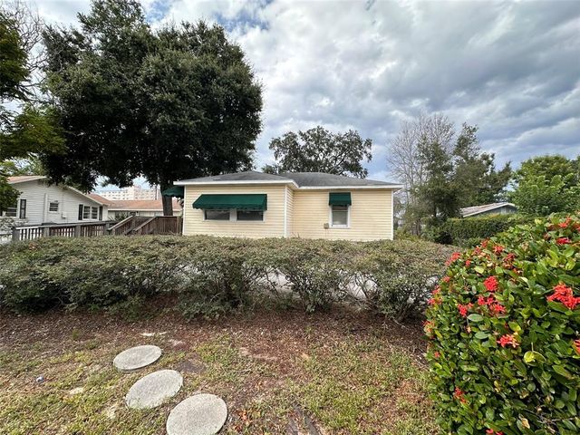 121 BATES AVENUE SE, Winter Haven, FL 33880