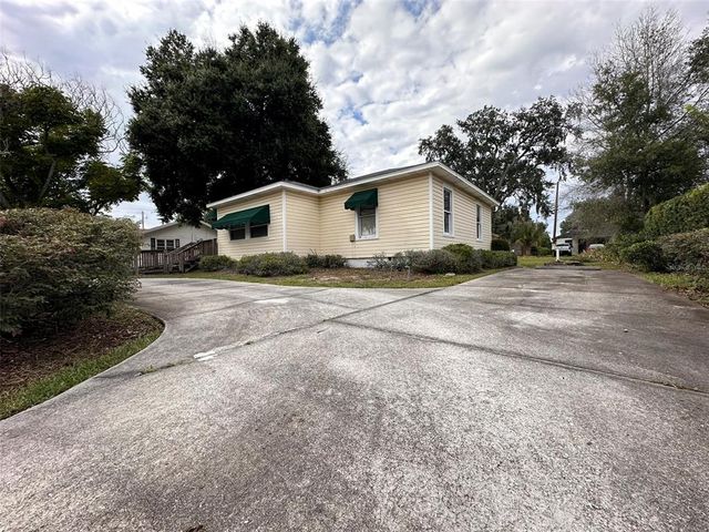 121 BATES AVENUE SE, Winter Haven, FL 33880