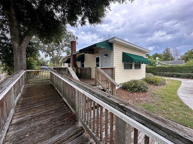 121 BATES AVENUE SE, Winter Haven, FL 33880