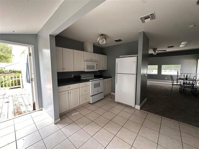 121 BATES AVENUE SE, Winter Haven, FL 33880