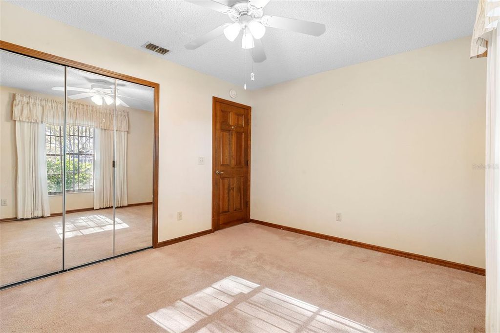 Image 31 of property listing at 2200 BANNISTER STREET, Deltona, FL 32738