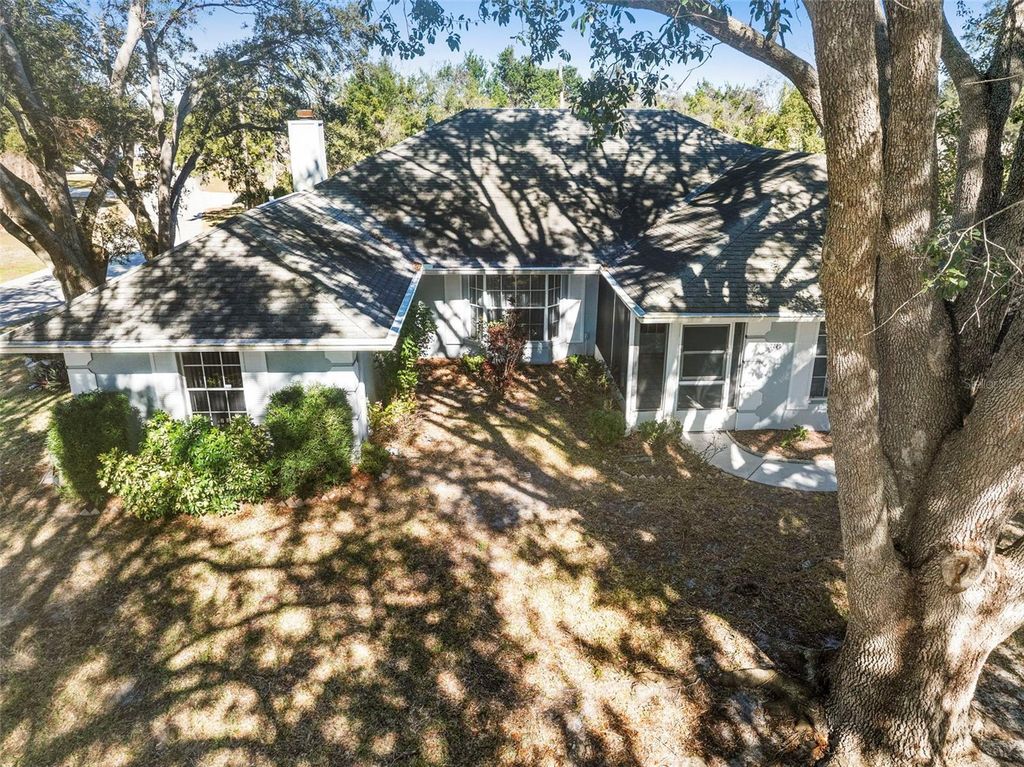 Image 49 of property listing at 2200 BANNISTER STREET, Deltona, FL 32738