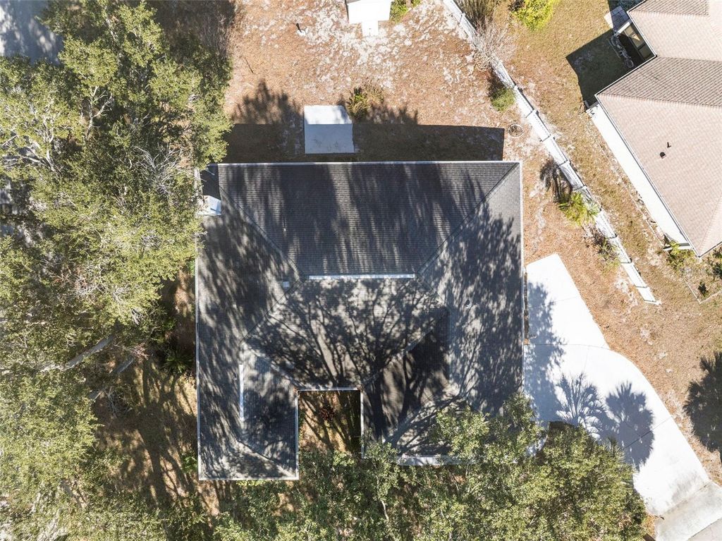 Image 52 of property listing at 2200 BANNISTER STREET, Deltona, FL 32738