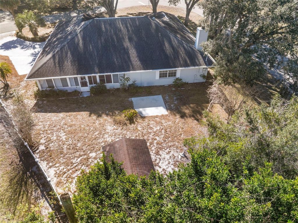 Image 53 of property listing at 2200 BANNISTER STREET, Deltona, FL 32738