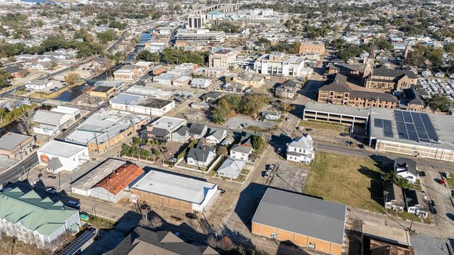 107 Verret St, Houma, LA 70360