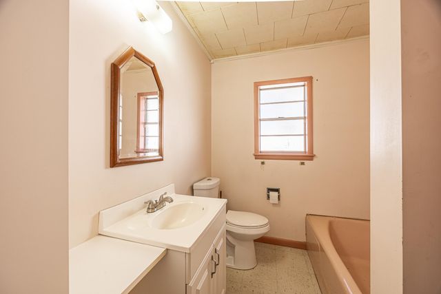 107 Verret St, Houma, LA 70360