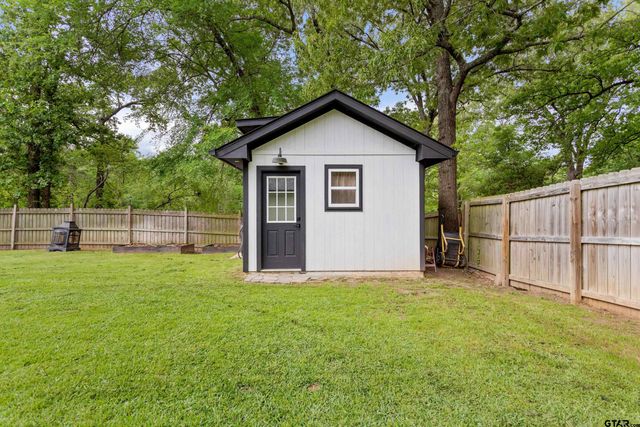 904 Peggy Drive, Whitehouse, TX 75791