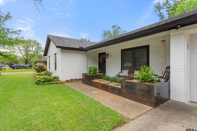 904 Peggy Drive, Whitehouse, TX 75791