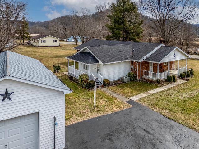 6651 S Highway 211, Salt Lick, KY 40371