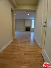 5143 White Oak Avenue 102, Encino, CA 91316