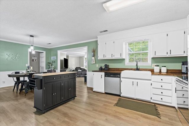 347 Floodtown Road, Chatsworth, GA 30705