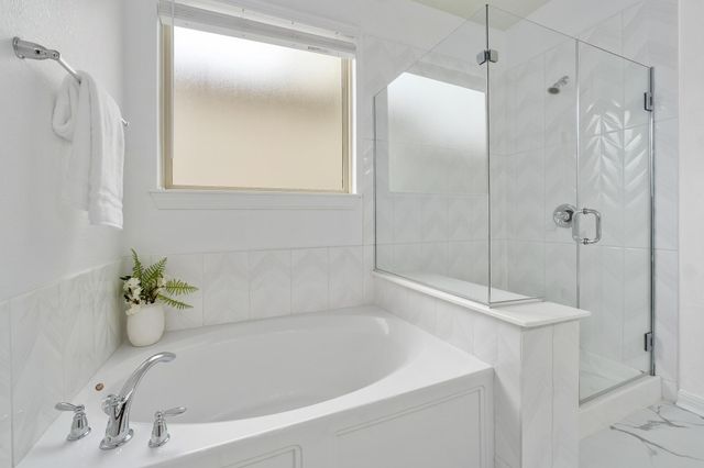 15905 Windroot ST, Austin, TX 78728