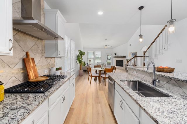 15905 Windroot ST, Austin, TX 78728