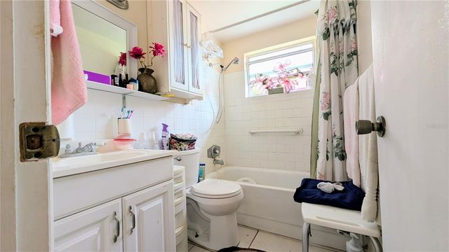 4737 LONGWOOD AVENUE, Holiday, FL 34690