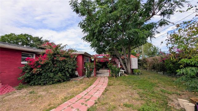 4737 LONGWOOD AVENUE, Holiday, FL 34690