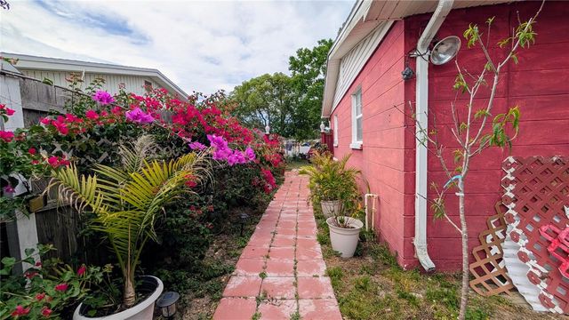 4737 LONGWOOD AVENUE, Holiday, FL 34690