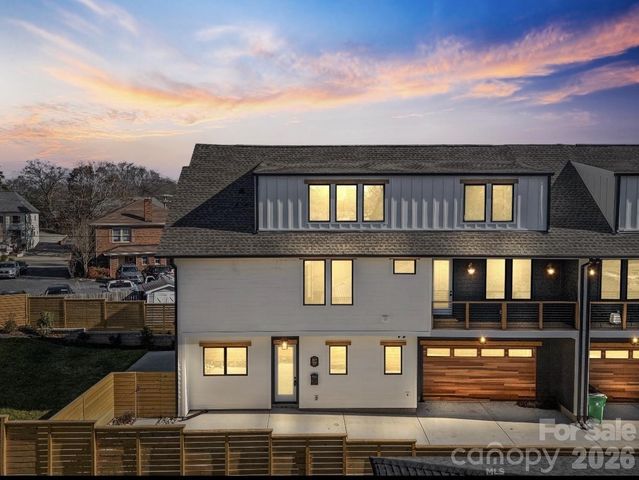 2117 LOMBARDY Circle, Charlotte, NC 28203