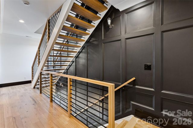 2117 LOMBARDY Circle, Charlotte, NC 28203