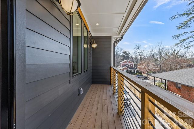 2117 LOMBARDY Circle, Charlotte, NC 28203