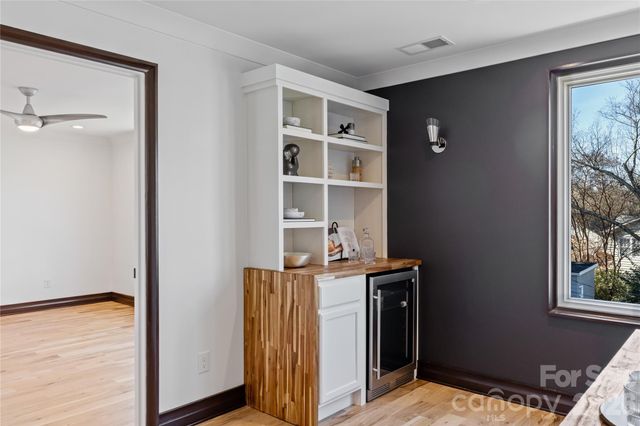 2117 LOMBARDY Circle, Charlotte, NC 28203