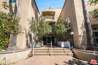 10629 Woodbridge Street 311, Toluca Lake (los Angeles), CA 91602