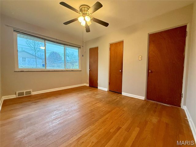 140 Willow Creek Road, Belleville, IL 62223