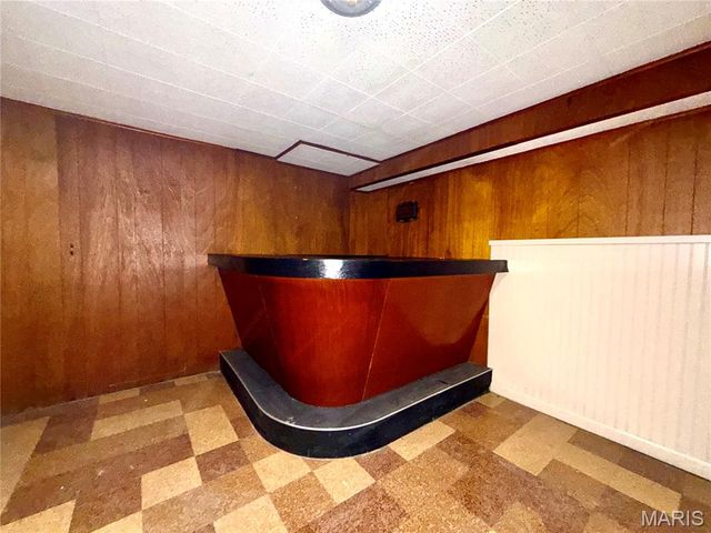 140 Willow Creek Road, Belleville, IL 62223