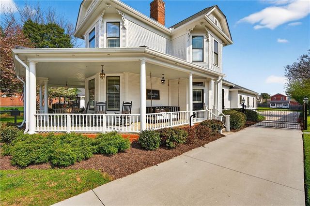 85 River Street, Ellijay, GA 30540