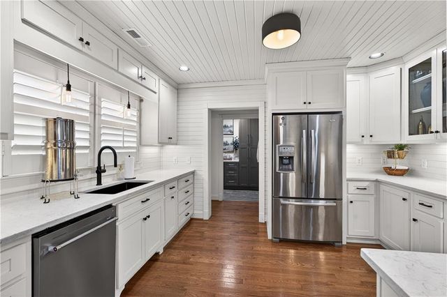 85 River Street, Ellijay, GA 30540