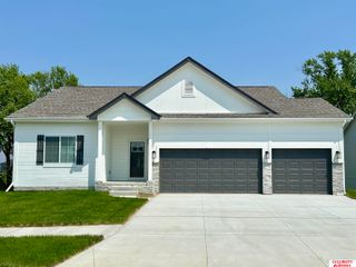 21062 Adams Street, Elkhorn, NE 68022
