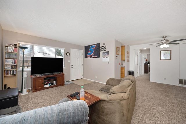 3624 Sapphire Dr #4, Auburn, CA 95602