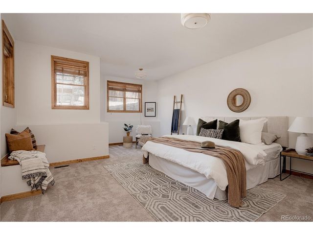 1022 Tucker Gulch Dr, Golden, CO 80403