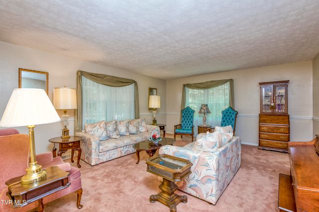 137 Maxwell Drive, Bristol, TN 37620