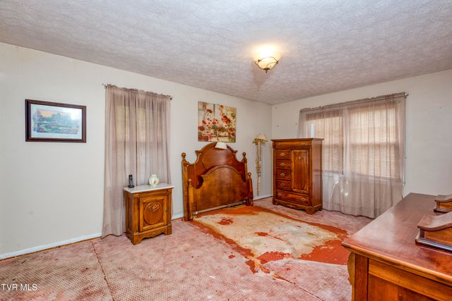 137 Maxwell Drive, Bristol, TN 37620