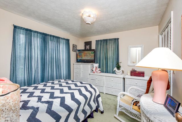 137 Maxwell Drive, Bristol, TN 37620