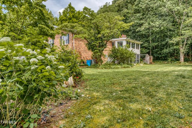 137 Maxwell Drive, Bristol, TN 37620