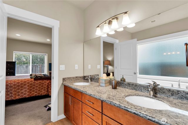 13914 SE 136th Pl, Renton, WA 98059