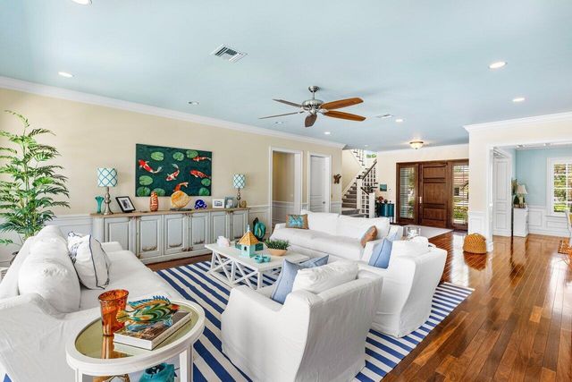 960 Dogwood Drive, Delray Beach, FL 33483