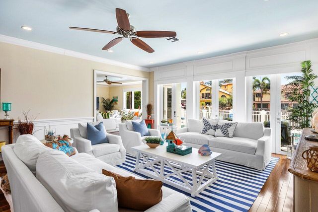 960 Dogwood Drive, Delray Beach, FL 33483