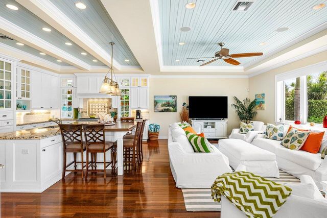 960 Dogwood Drive, Delray Beach, FL 33483