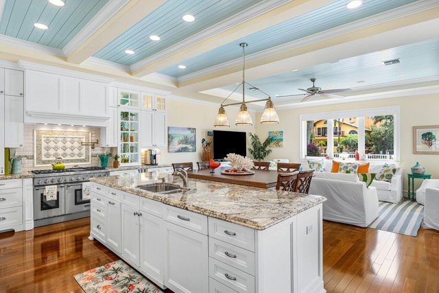 960 Dogwood Drive, Delray Beach, FL 33483
