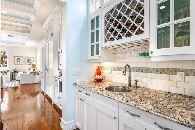 960 Dogwood Drive, Delray Beach, FL 33483