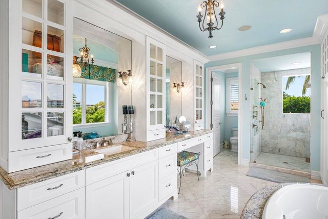 960 Dogwood Drive, Delray Beach, FL 33483