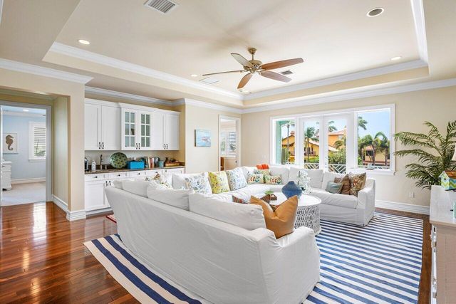 960 Dogwood Drive, Delray Beach, FL 33483