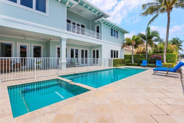 960 Dogwood Drive, Delray Beach, FL 33483