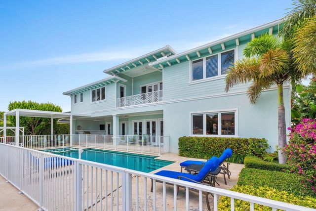 960 Dogwood Drive, Delray Beach, FL 33483