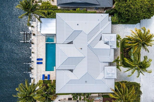 960 Dogwood Drive, Delray Beach, FL 33483
