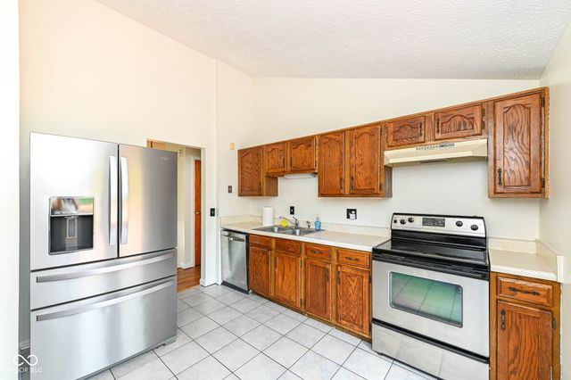 8031 Creed Court, Indianapolis, IN 46268