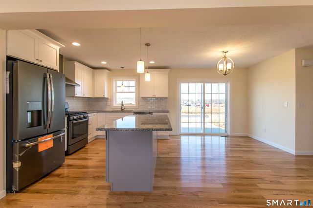 318 Capen Street, Windsor, CT 06095