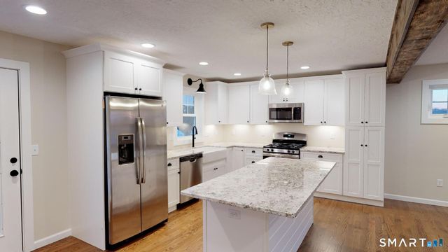 318 Capen Street, Windsor, CT 06095